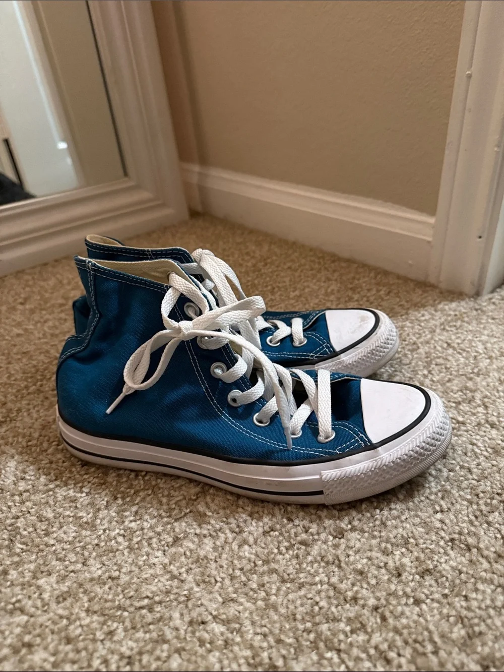 Converse High-Top Sneakers in Teal Blue and White